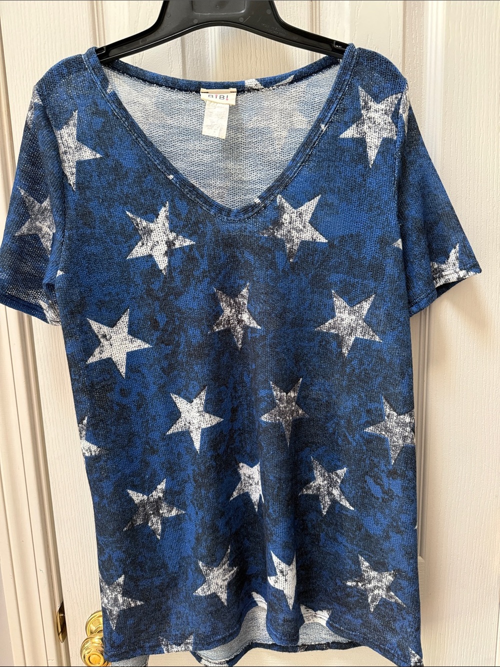 BiBi Blue Star V-Neck Short Sleeve Women's Top